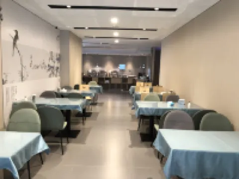 Ease Hotel (Heyuan Asia's 1st High Fountain)