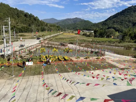 Yunxi Hotel Отели рядом с достопримечательностью «Maozifeng Tourist Attractions»