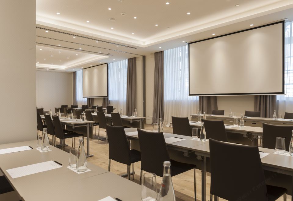 코즈모 호텔 스위트 & 스파