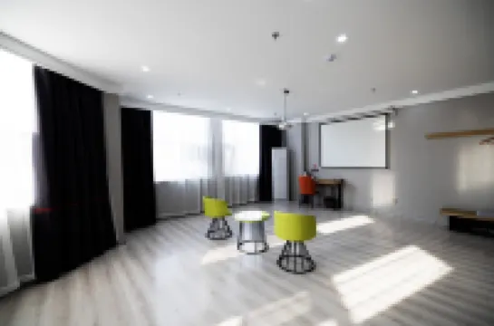 鳳臨チェーンホテル(臨沂琅琊古城)