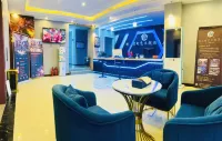 Qamdo Elf E-sports Hotel
