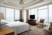 Sheraton Qingdao Jiaozhou Hotel - parking