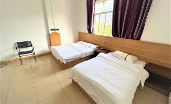 Xinronghua Hotel (Qinzhou No.1 People's Hospital Branch)