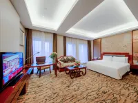 Gloria Grand Hotel Hotels near Yangming Station