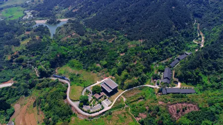 GuangYueShang Collection Panlong Valley Отели рядом с достопримечательностью «Xishan Mountain»