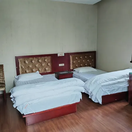 Huanlong Hotel