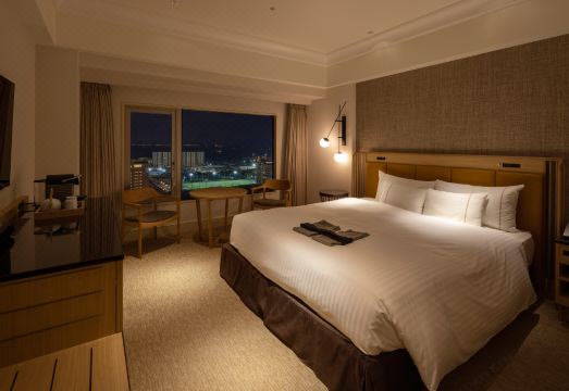 고베 베이 쉐라톤 호텔 & 타워