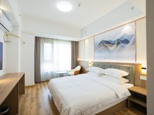 Linyi Apartment (Rizhao Haina Mall Railway Station)