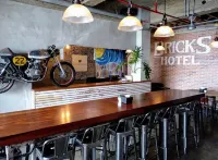 The Bricks Hotel - breakfast