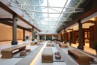Qiqushan Hotel Hotels in Zitong