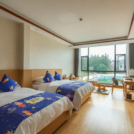 Qishu Fairyland lnternational Hotel