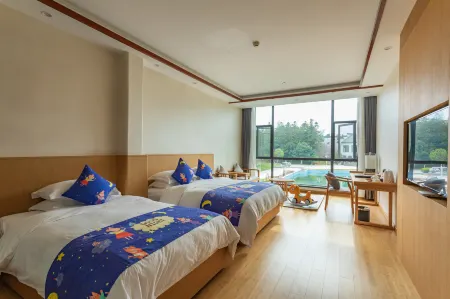 Qishu Fairyland lnternational Hotel