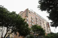 Metro-e-sports Hotel (RT-Mart Exhibition Centre, Yulin)