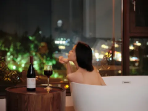 Panoramic View of Snow Mountain in Shanye Rizhao Jinshan (Lijiang Ancient City Branch) Hotels in Lijiang