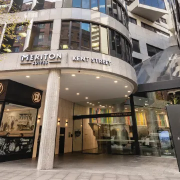 Meriton Suites Kent Street Отели рядом с достопримечательностью «Опера Австралии»