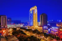 Atour Hotel (In People′s Square Of  Maoming High-speed Railway Station)