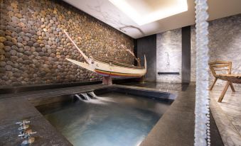 Orient Luxury Villa Motel