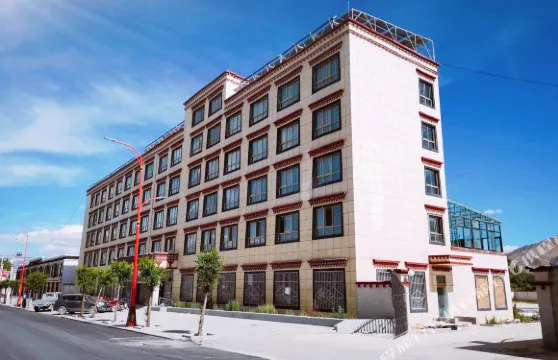 江孜江沅氧吧酒店（宗山古堡店）