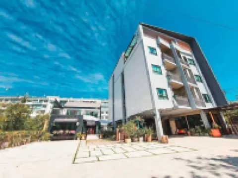 โพนี่ ท็อปวิว โรงแรมใกล้วัดบ่อฝ้าย