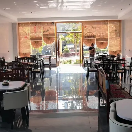 WEI XI QIAN XI HOTEL
