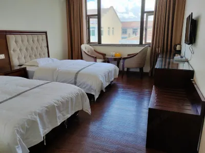 Yuanmeng Hotel (Hongyuan Yinzhu Square)