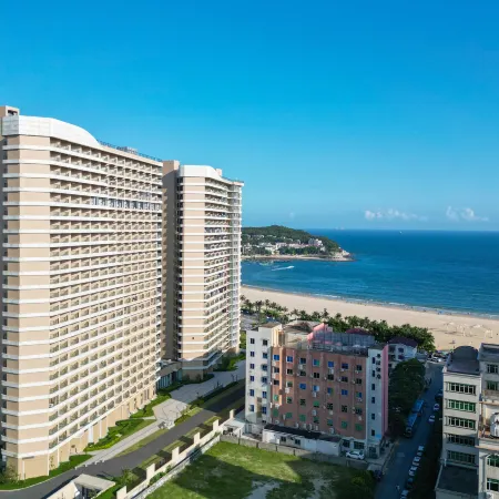 Yuhai Bay International Apartment (Hailing Island Dajiao Bay Maritime Silk Road Tourist Area Store)