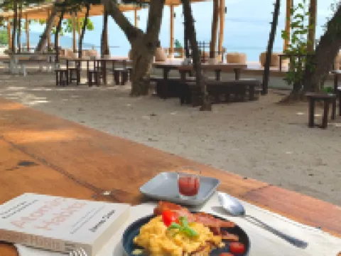 อิสระ บีช รีสอร์ท โซนบีชฟร้อนท์ โรงแรมในอำเภอ สิชล