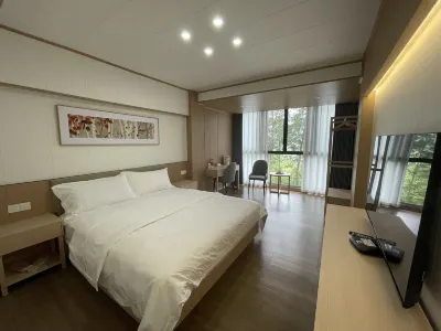 Jiaoziding Homestay Hotels near 816 Project Exhibition Hall