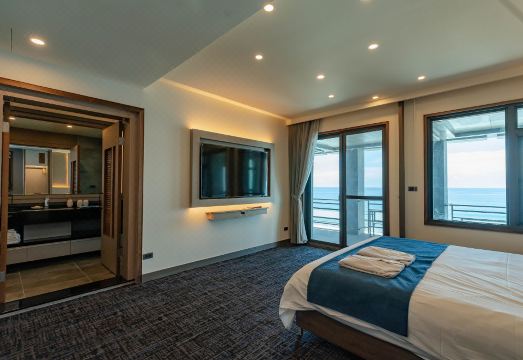 Seaview Villa Coastal Estate 이미지