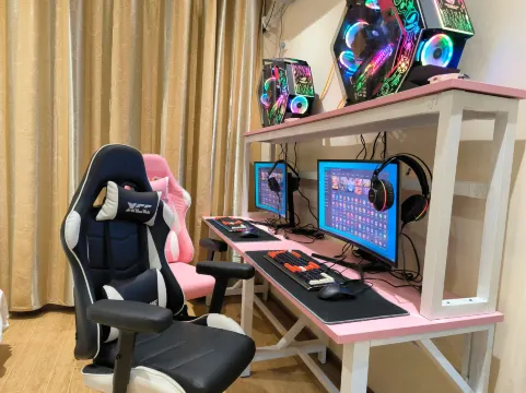 Blue Whale E-sports Hotel - Chongzuo