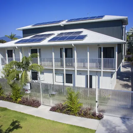 Redhill Cairns Living - Gatton St
