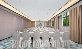 Country Inn & Suites by Radisson, Nanchong Gaoping Airport