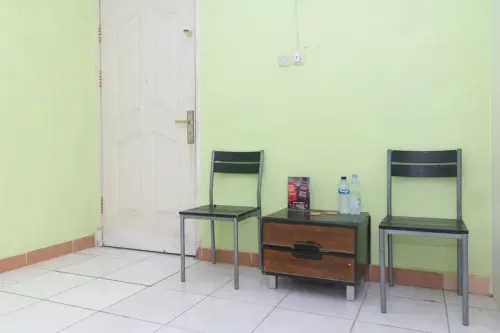 RedDoorz @ Frans Seda Kupang - 2-نجوم