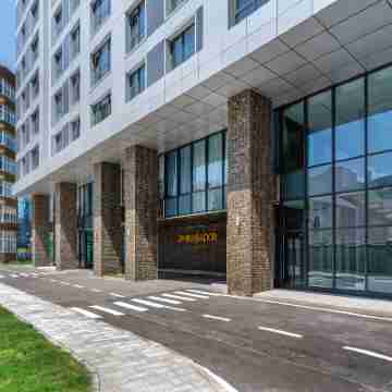 Ambassador Residence Hotel Exterior