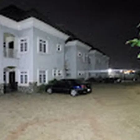 Hilton Summer Apartments