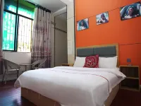 Sencai Hotel (Mengla Star Night Market) فنادق في منغ لا