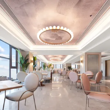 Mercure Hotel of Hetian Night Market