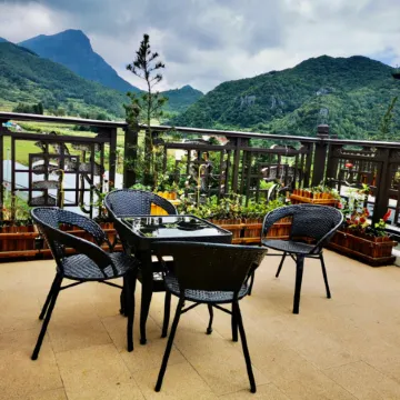 Panzhou Wumeng Grand Prairie Yunxi Yashe Homestay