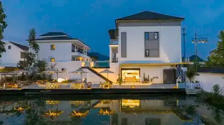 Floral Hotel·Yichen Homestay in Tonglu County (OMG Heartbeat Paradise Store) Отели рядом с достопримечательностью «Chuiyun Tongtian River»