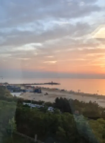 Longkou Yunshang Weilan Scenic Apartment