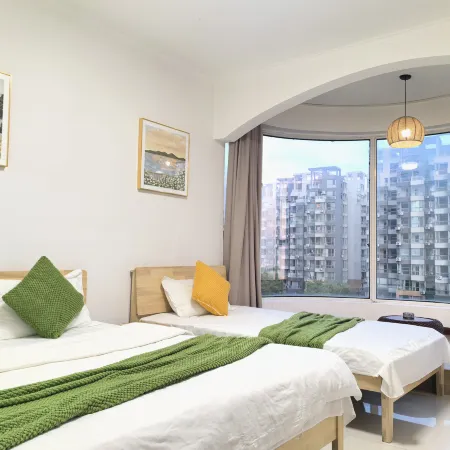 Longkou Yunshang Weilan Scenic Apartment