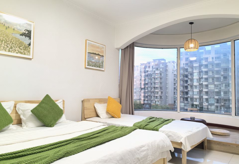 Longkou Yunshang Weilan Scenic Apartment