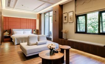 JingHuYuan Hotel