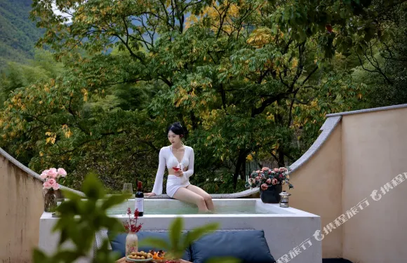 安吉簡愛·暴風雨溫泉·野奢私湯民宿