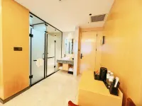 Building a Grand Hotel