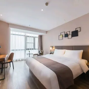 Xinghai Homestay (Zhengzhou Erqi Square Subway Station) Hotels near Zhengzhou Erqi Memorial Hall