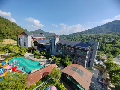 Huamu Guposhan Hot Spring B&B Hotel in zona Shibashui Nature Scenic Spot