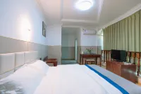 Yongde Sitong Hotel - parking