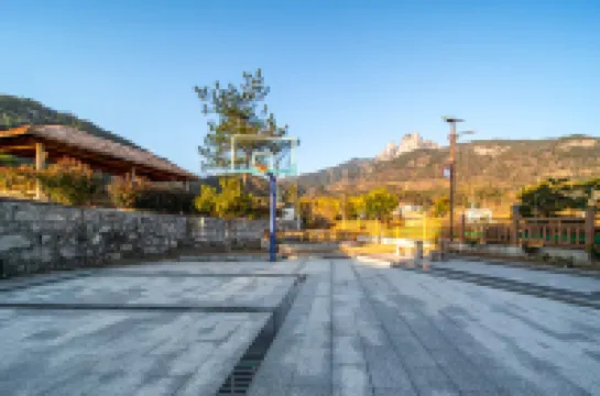 Tianzhushan Shuiyunjian B&B