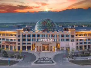 Yimei Grand Hotel (Nalati Town)